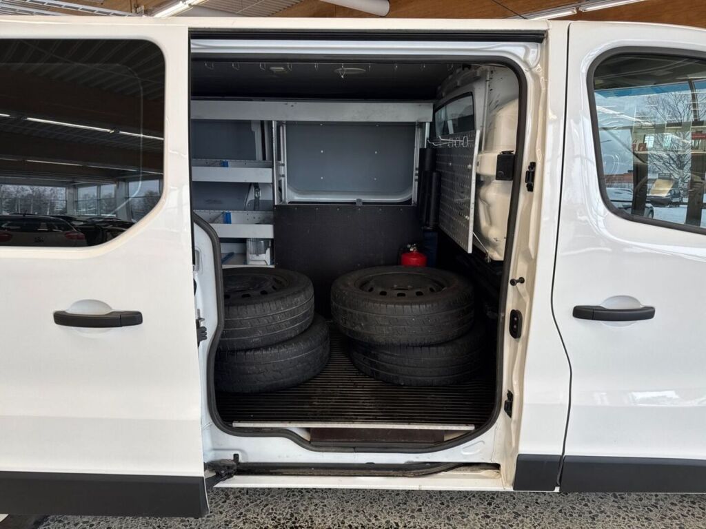 Opel Vivaro 2018 Valkoinen