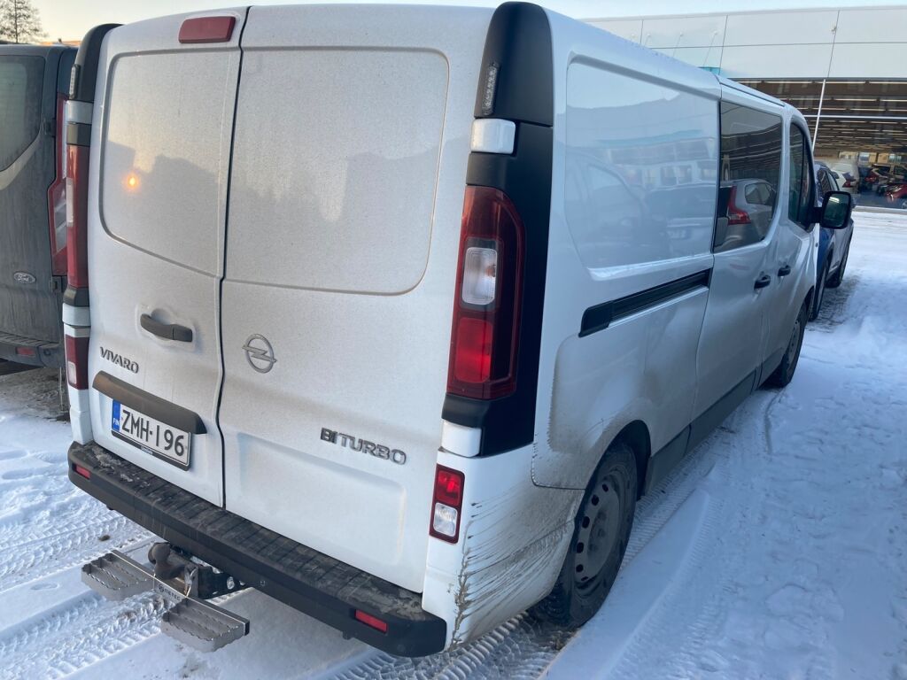 Opel Vivaro 2018 Valkoinen