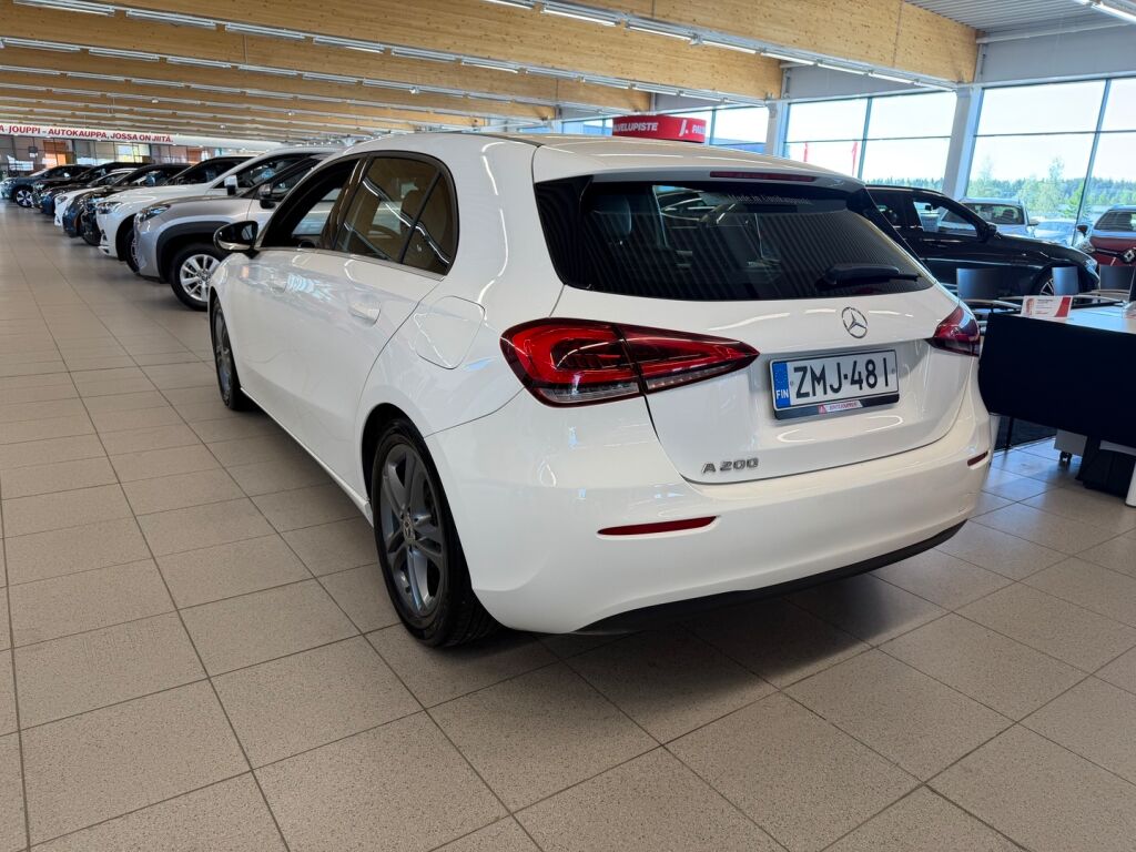 Mercedes-Benz A 2018 Valkoinen