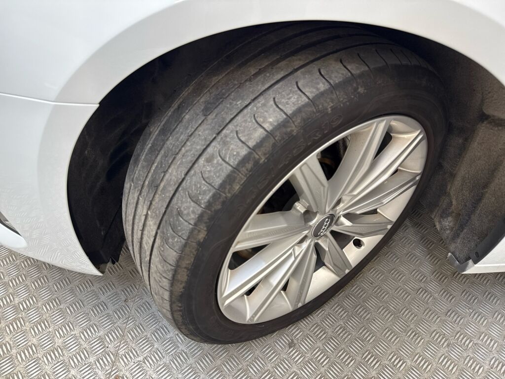 Audi A6 2018 Valkoinen