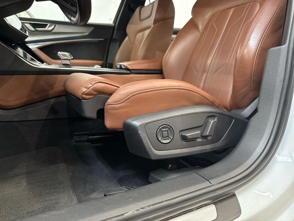 Audi A6 2018 Valkoinen