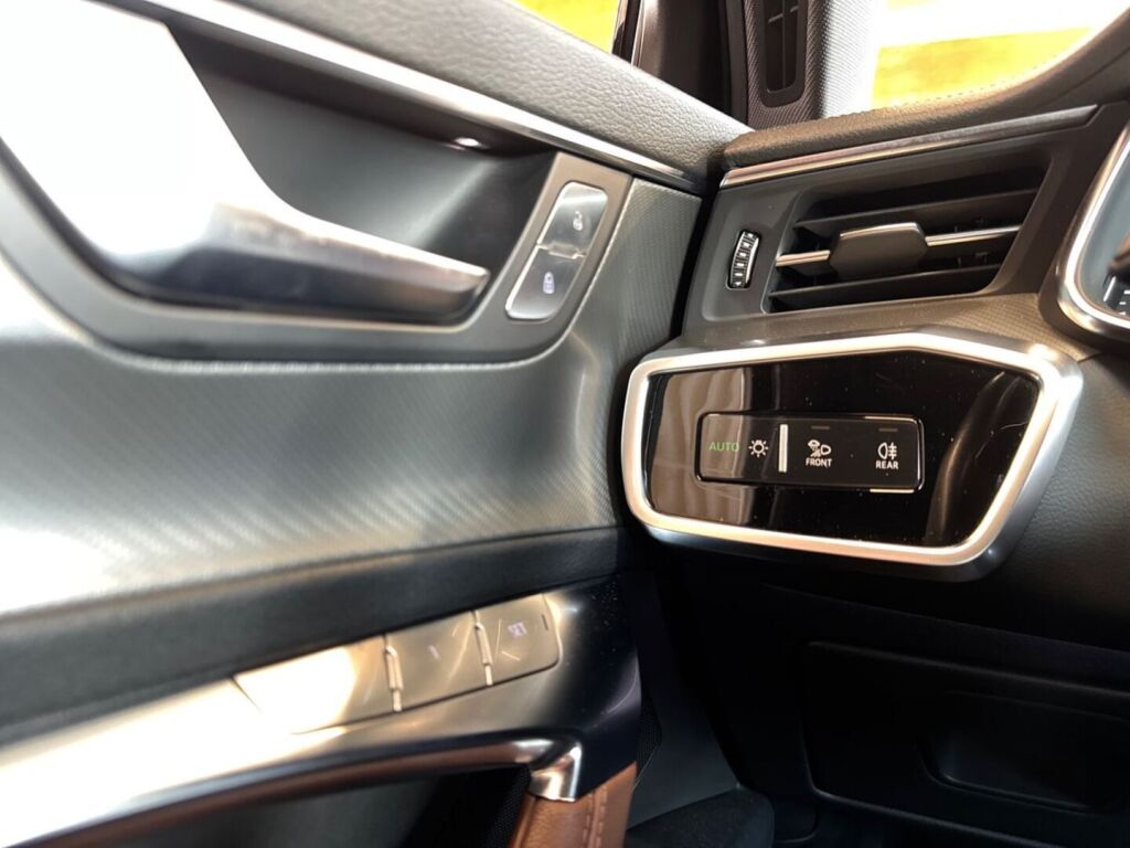 Audi A6 2018 Musta