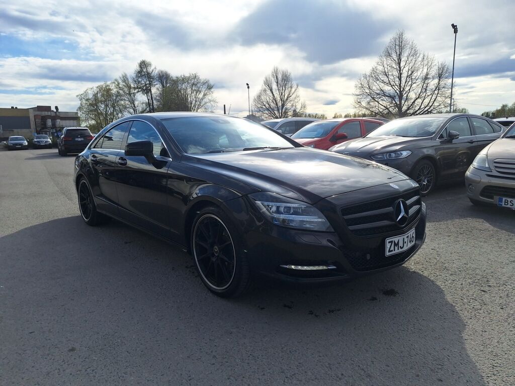 Mercedes-Benz CLS 2011 Musta