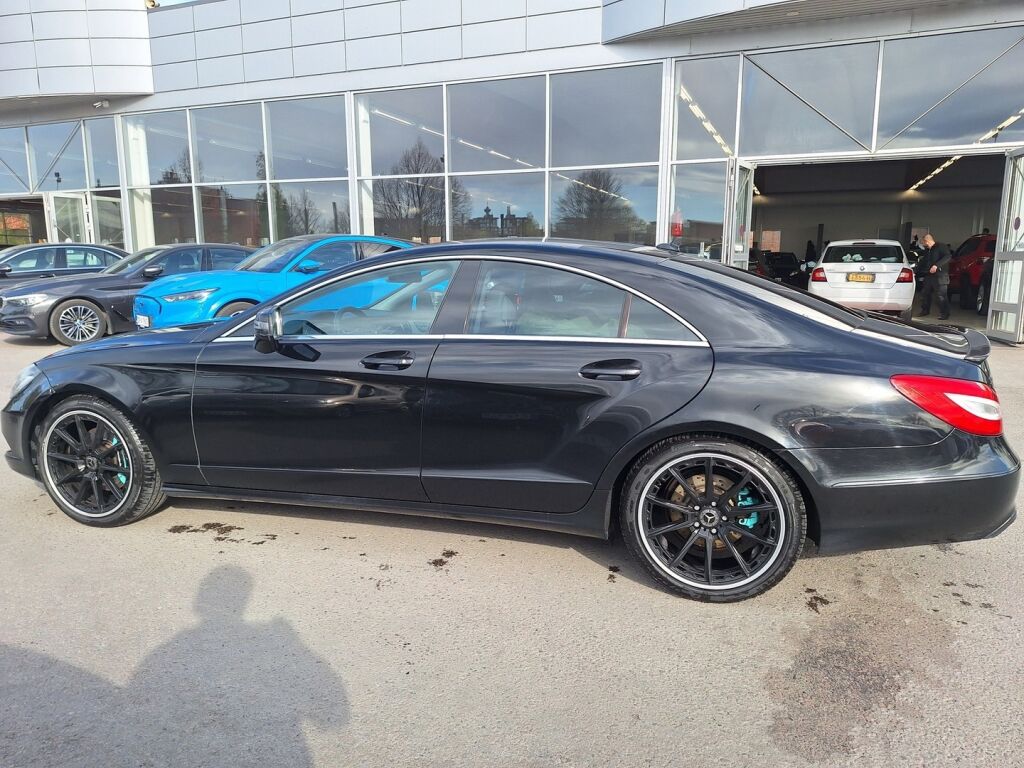 Mercedes-Benz CLS 2011 Musta
