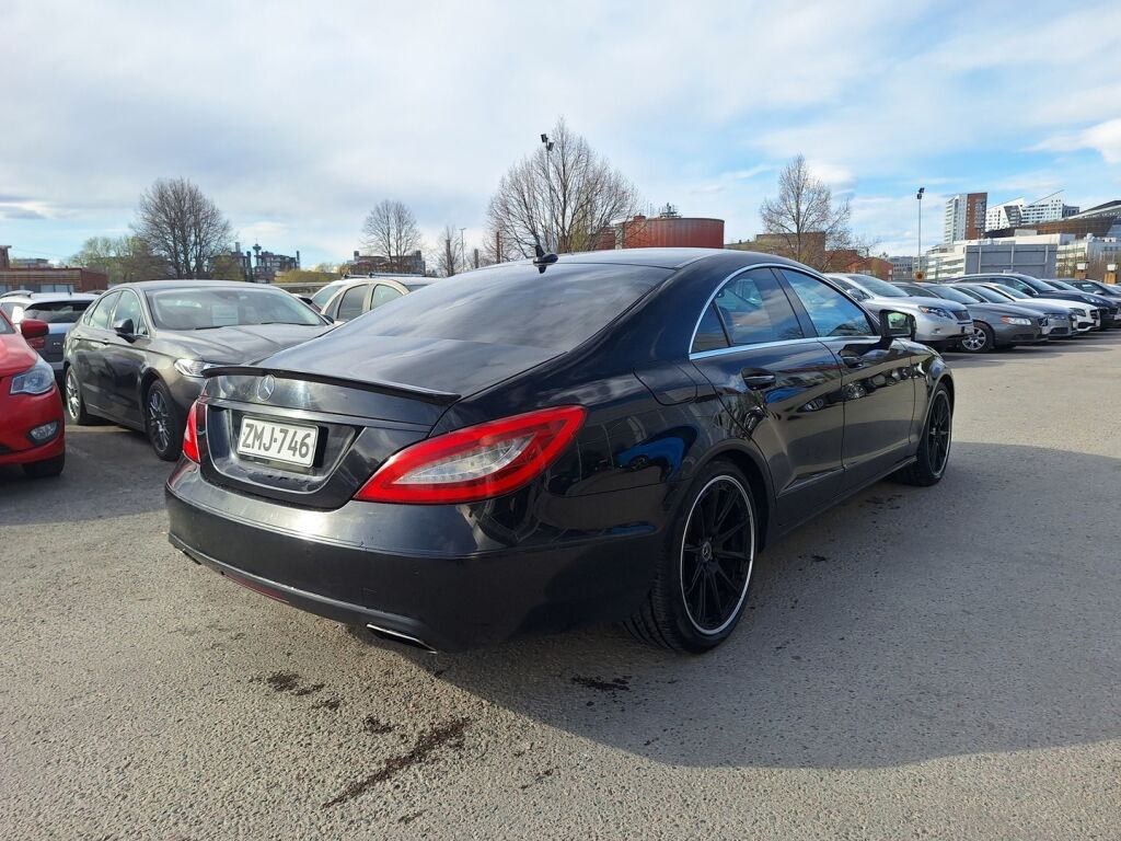 Mercedes-Benz CLS 2011 Musta