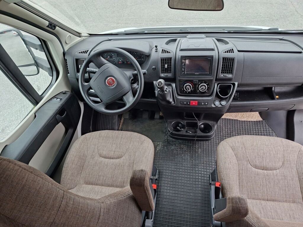Bürstner Lyseo 700 2019 Valkoinen