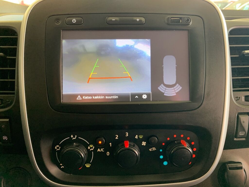 Renault Trafic 2018 Valkoinen