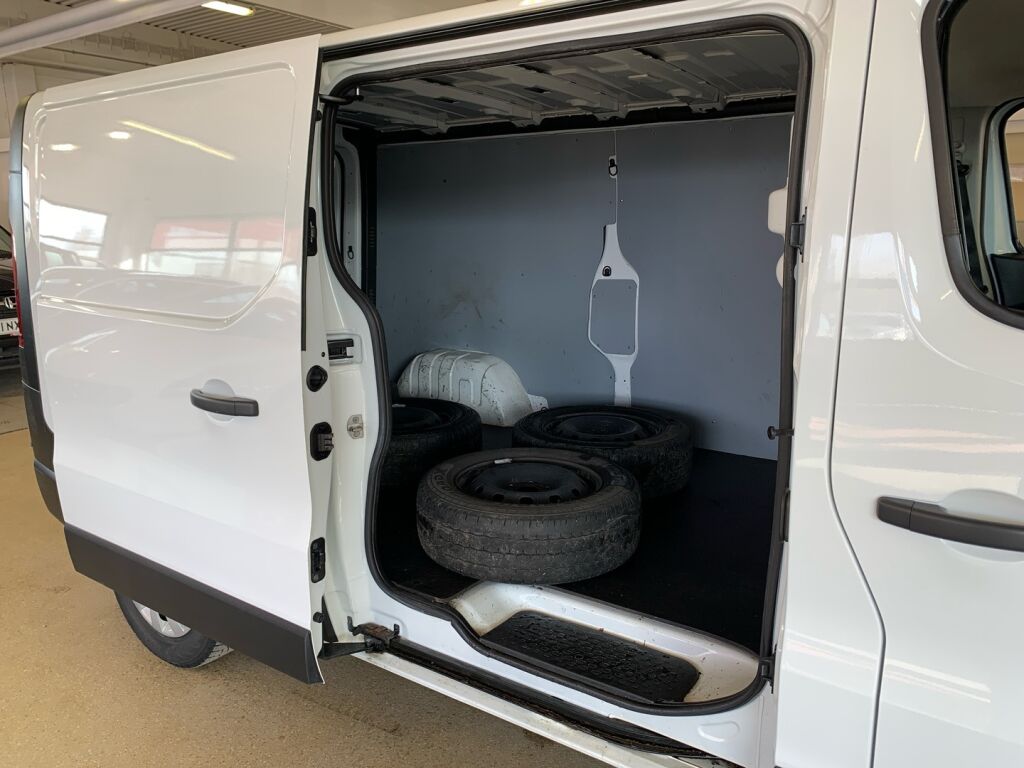 Renault Trafic 2018 Valkoinen