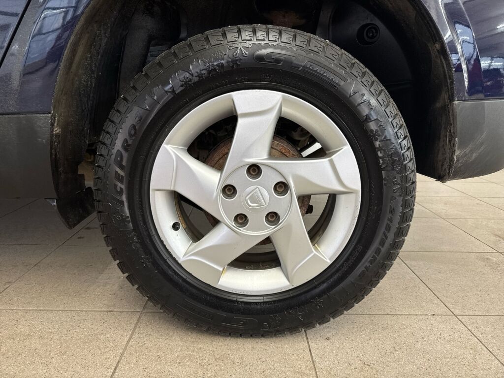 Dacia Duster 2018 Sininen