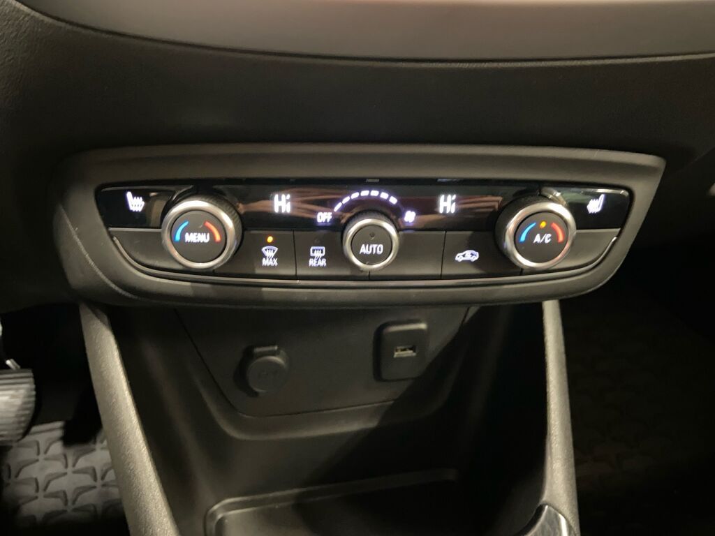 Opel Crossland X 2018 Hopea