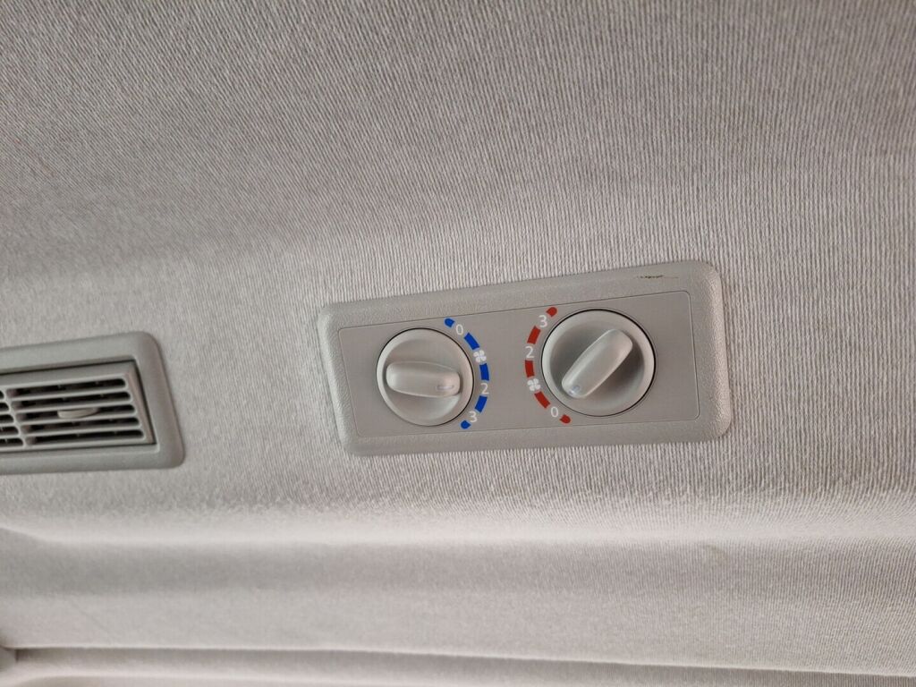 Opel Vivaro 2018 Valkoinen