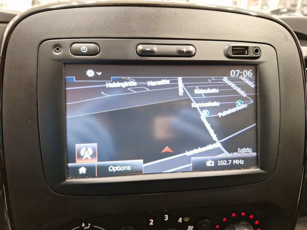 Opel Vivaro 2018 Valkoinen