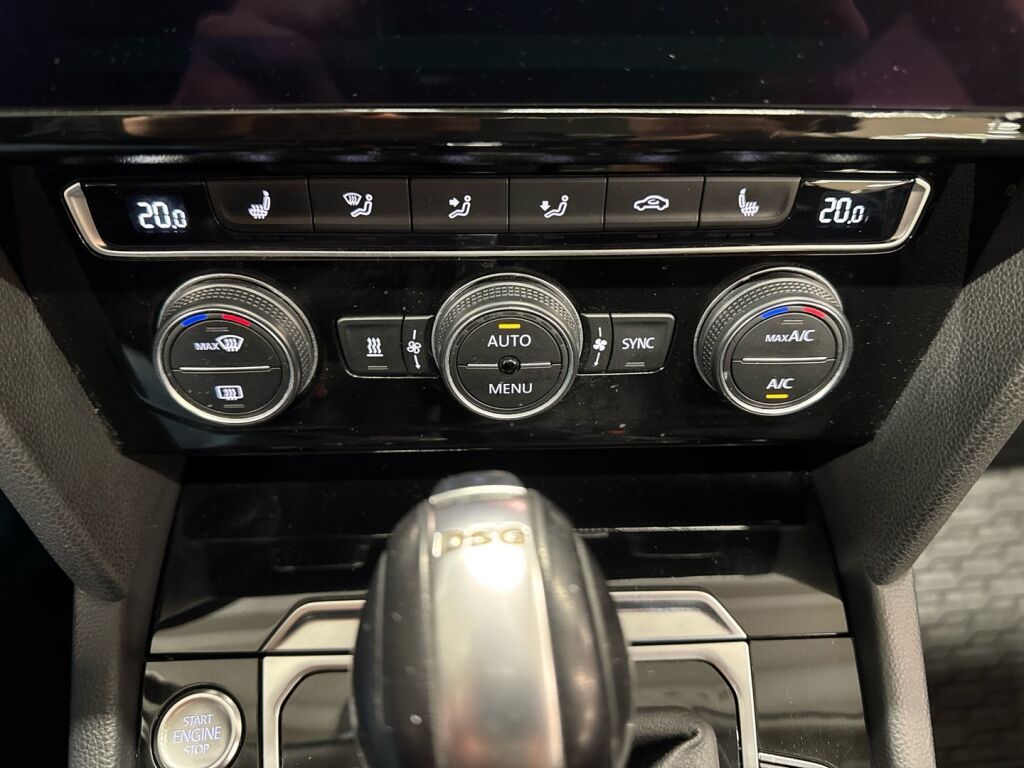 Volkswagen Passat 2019 Valkoinen