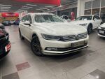 Volkswagen Passat 2019 Valkoinen