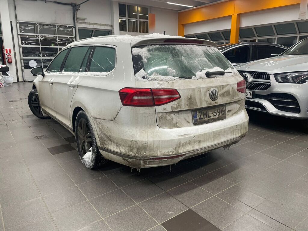 Volkswagen Passat 2019 Valkoinen