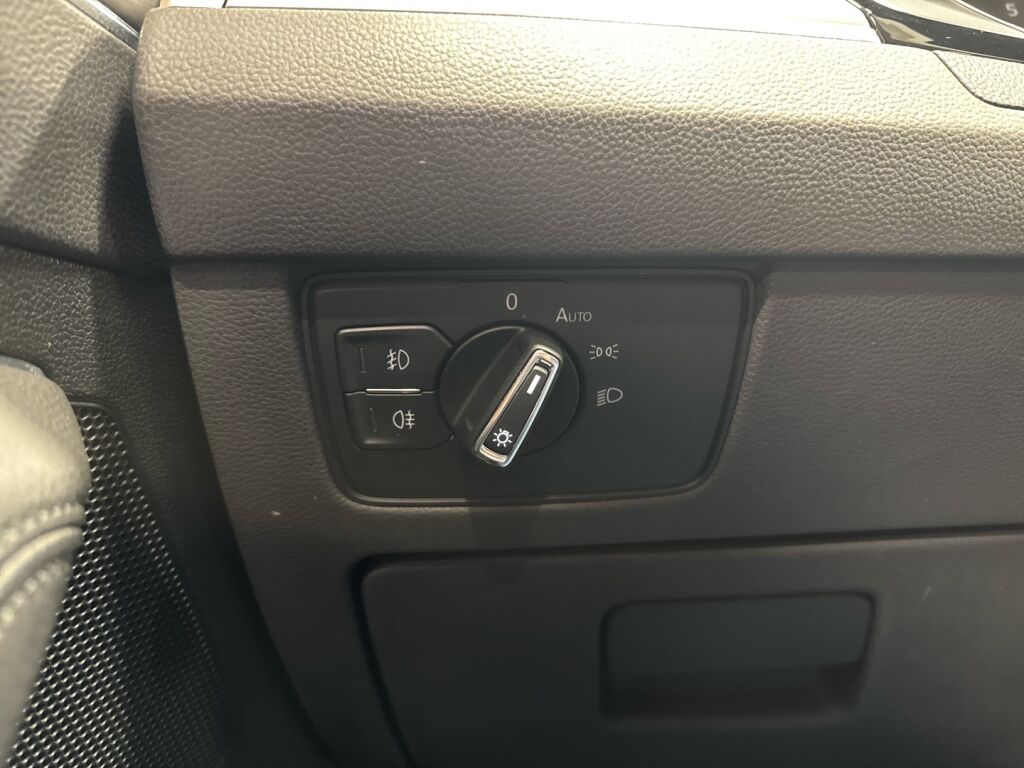 Volkswagen Passat 2019 Valkoinen