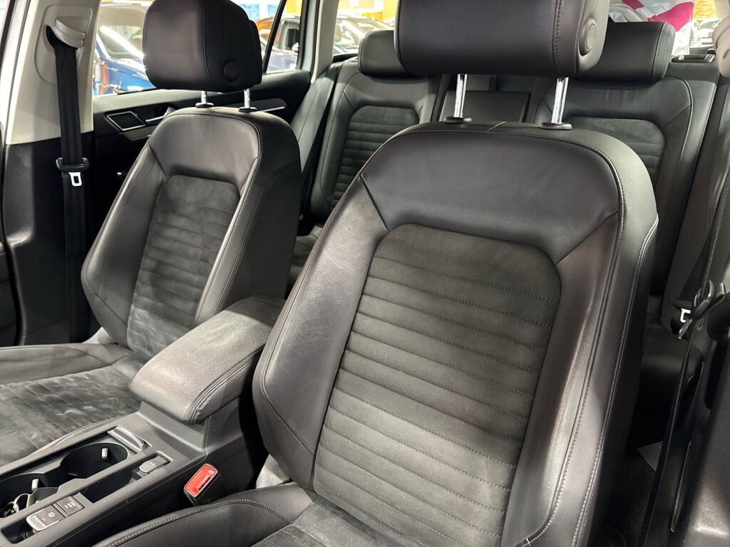 Volkswagen Passat 2019 Valkoinen