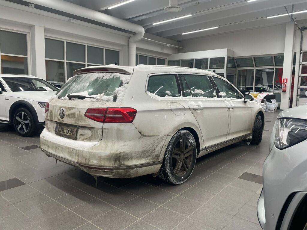 Volkswagen Passat 2019 Valkoinen