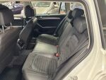 Volkswagen Passat 2019 Valkoinen