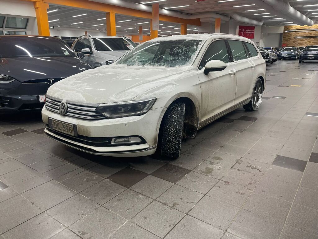 Volkswagen Passat 2019 Valkoinen