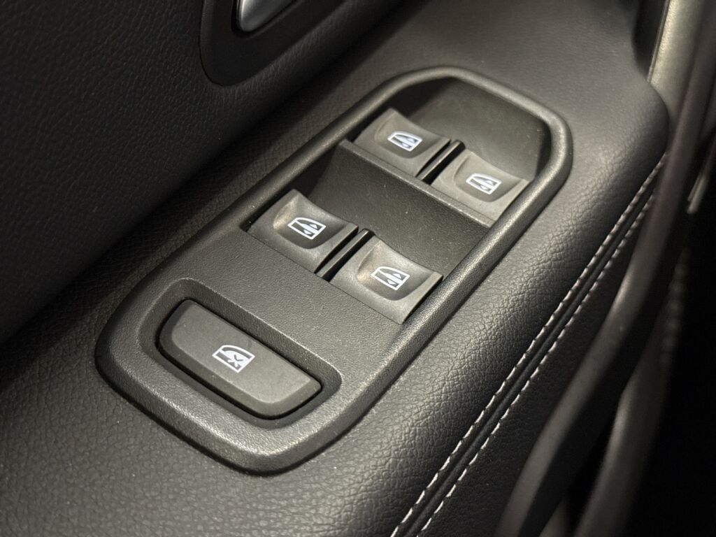 Dacia Duster 2019 Oranssi