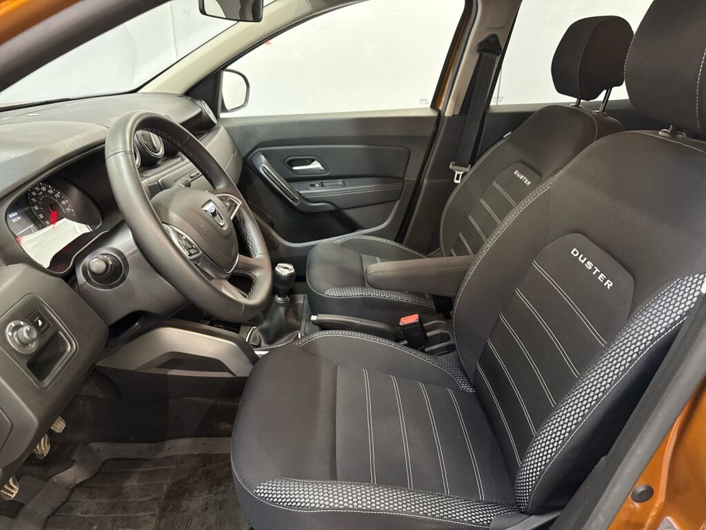 Dacia Duster 2019 Oranssi
