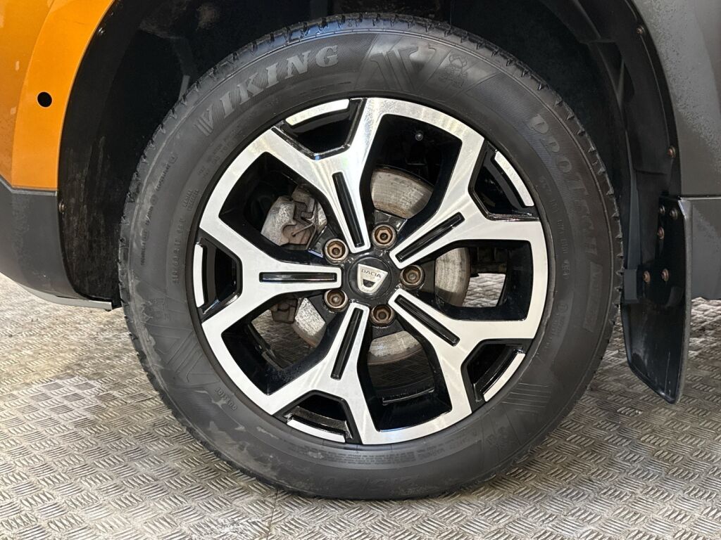 Dacia Duster 2019 Oranssi