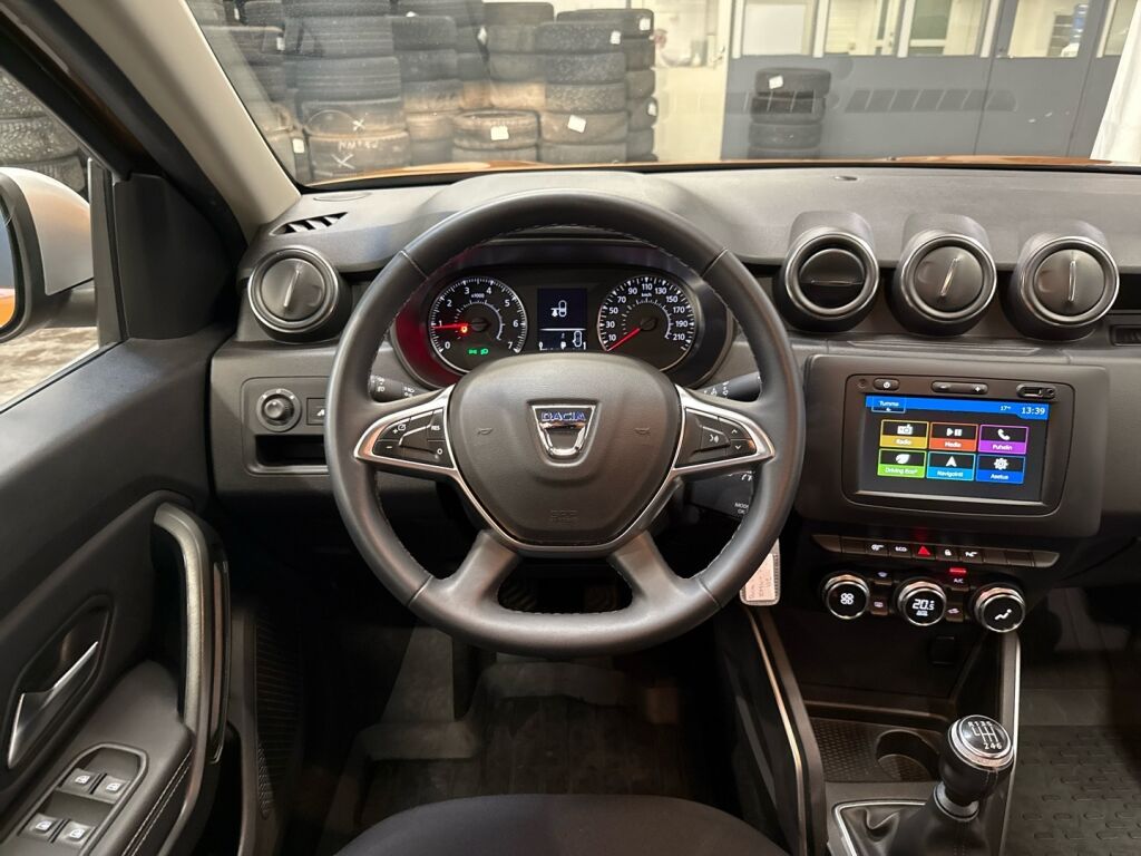 Dacia Duster 2019 Oranssi