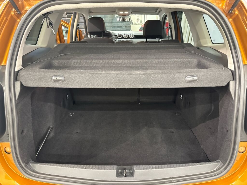 Dacia Duster 2019 Oranssi