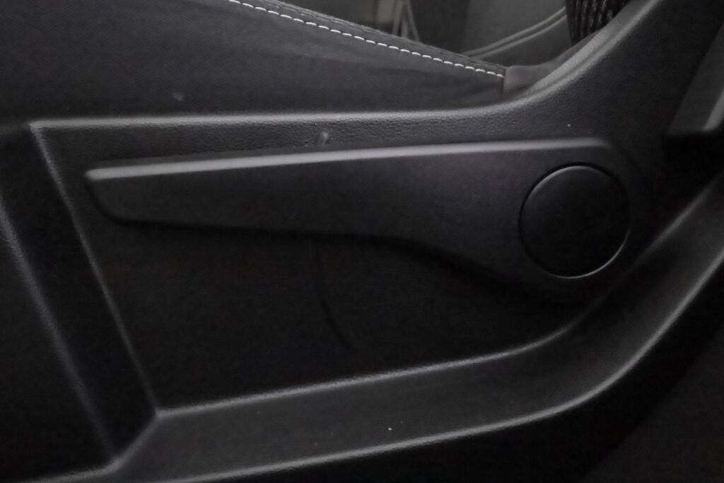 Dacia Duster 2020 Ruskea (beige)