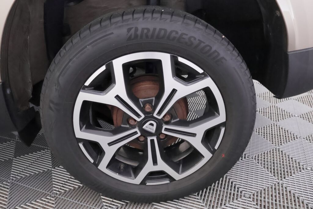 Dacia Duster 2020 Ruskea (beige)