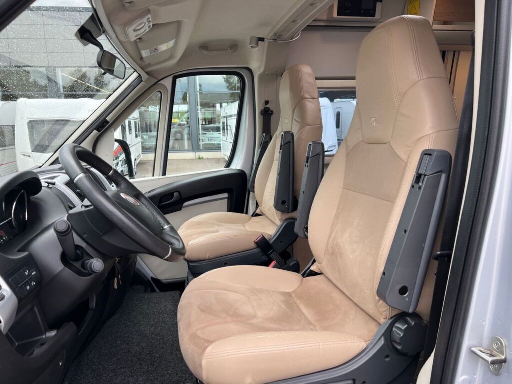 Adria Twin 600 SP 2019 Harmaa