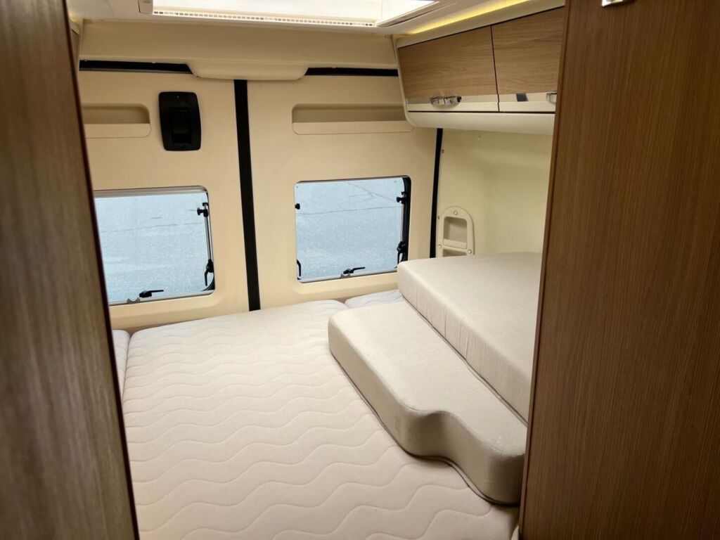 Adria Twin 600 SP 2019 Harmaa