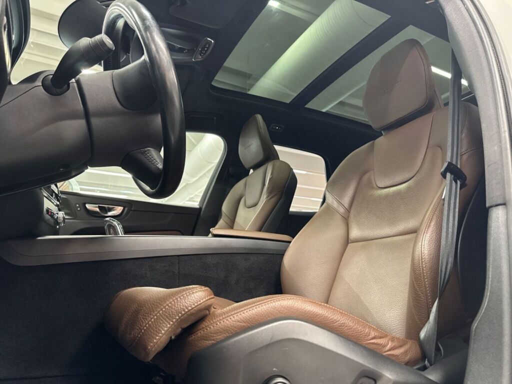 Volvo XC60 2019 Valkoinen