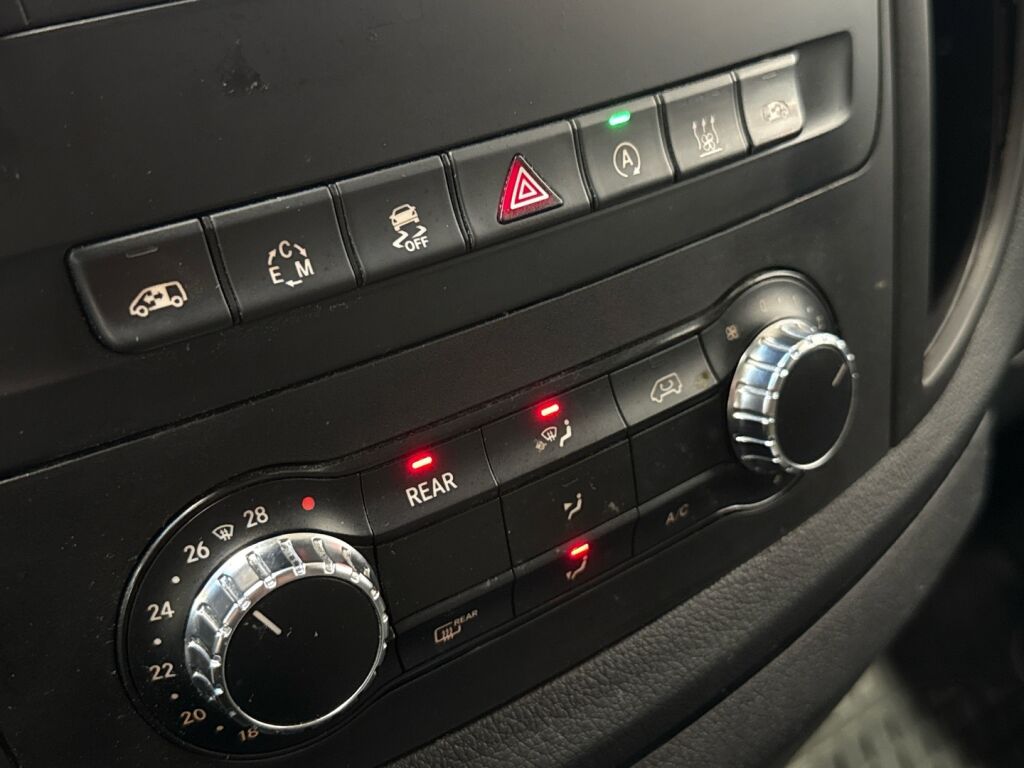 Mercedes-Benz Vito 2019 Musta