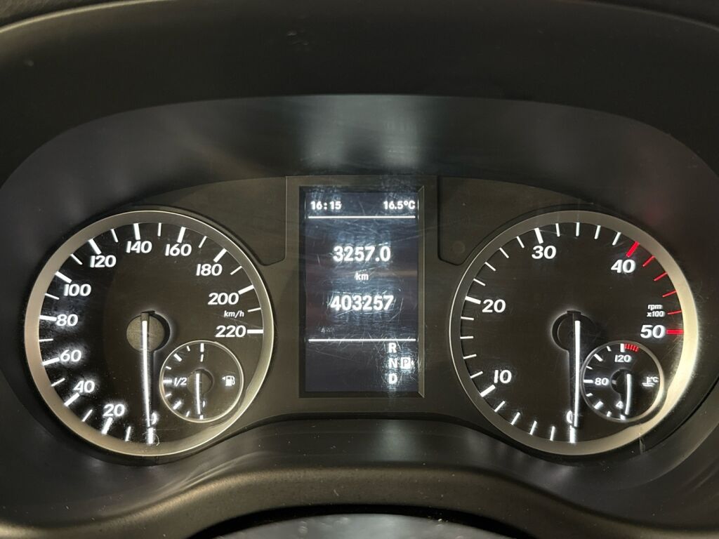 Mercedes-Benz Vito 2019 Musta