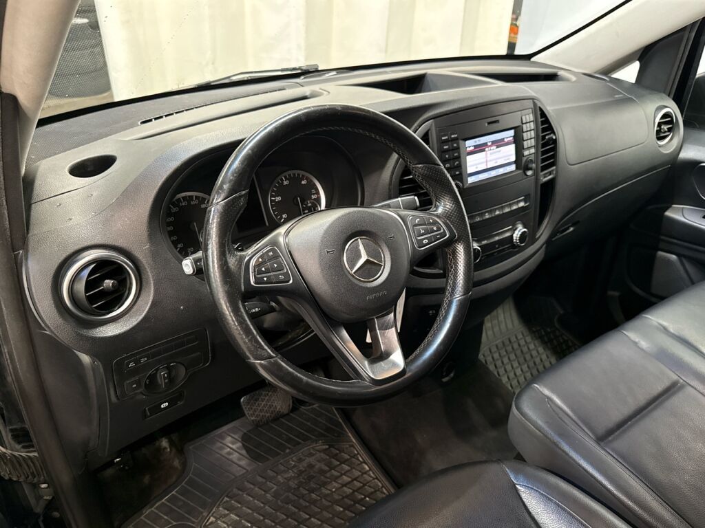 Mercedes-Benz Vito 2019 Musta
