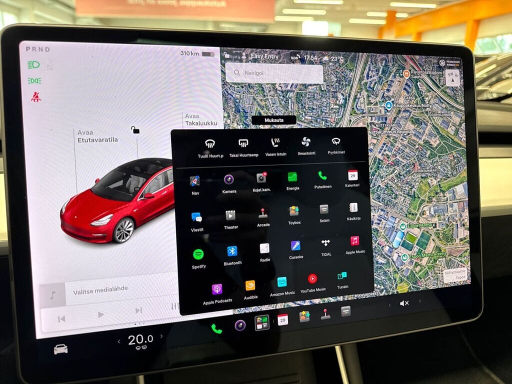 Tesla Model 3 2019 Punainen