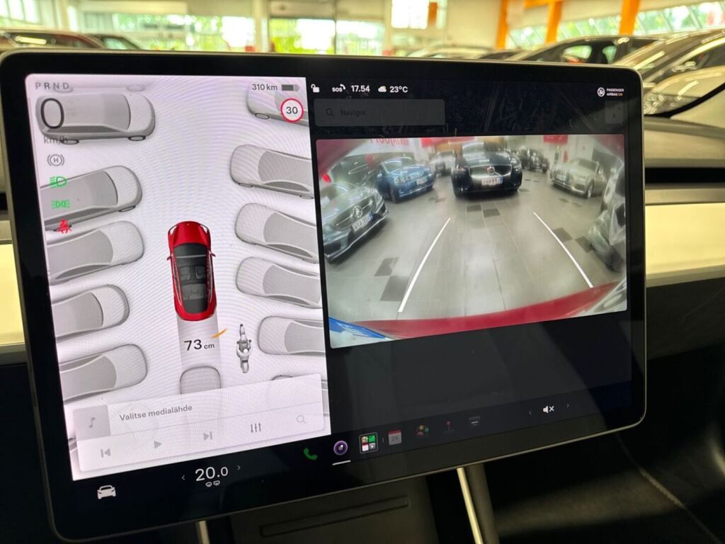 Tesla Model 3 2019 Punainen