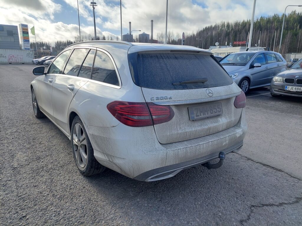Mercedes-Benz C 2019 Valkoinen