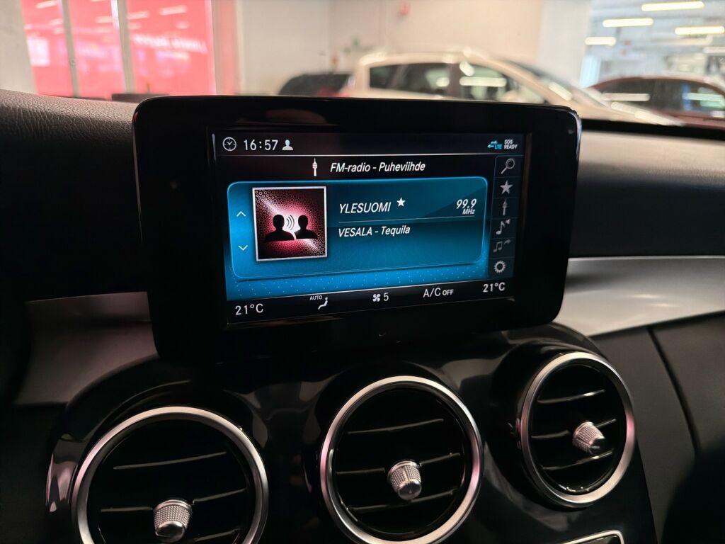 Mercedes-Benz C 2019 Valkoinen