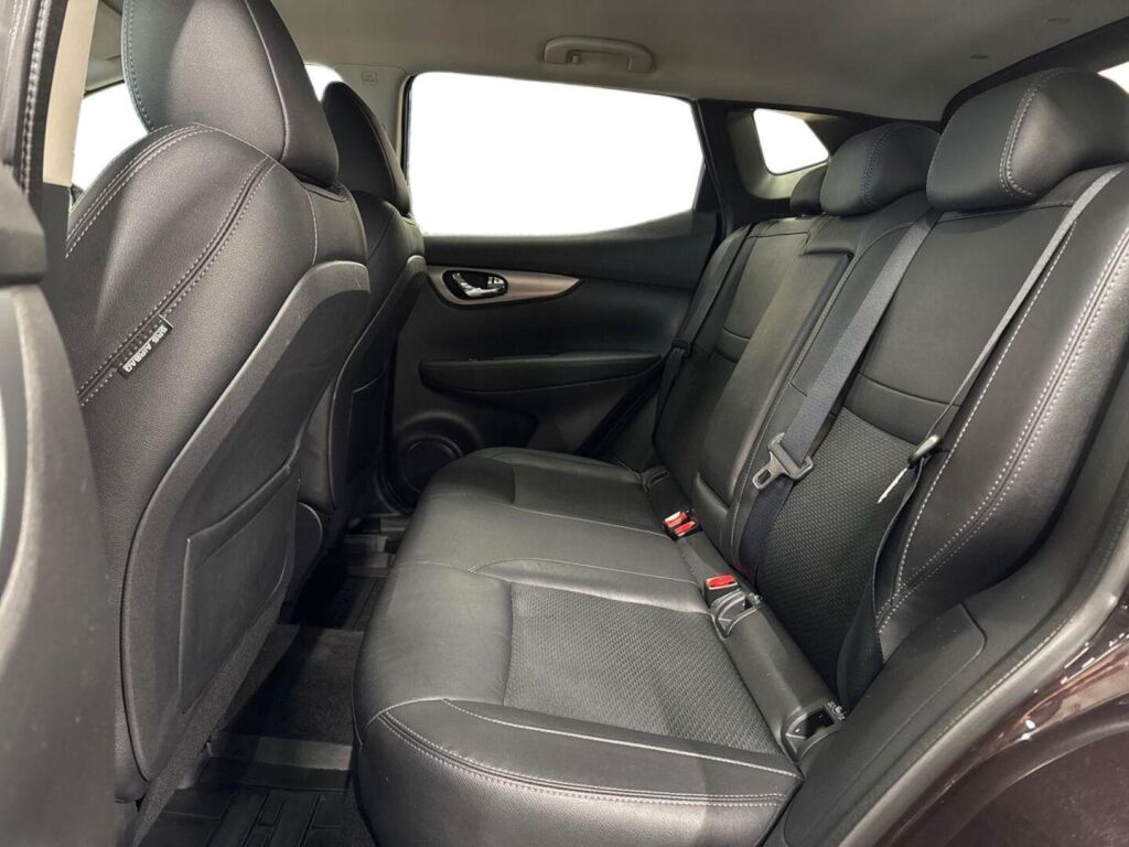 Nissan Qashqai 2019 Violetti