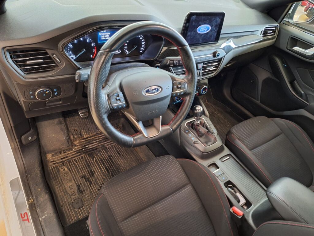 Ford Focus 2019 Valkoinen