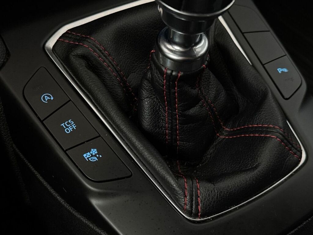 Ford Focus 2019 Valkoinen