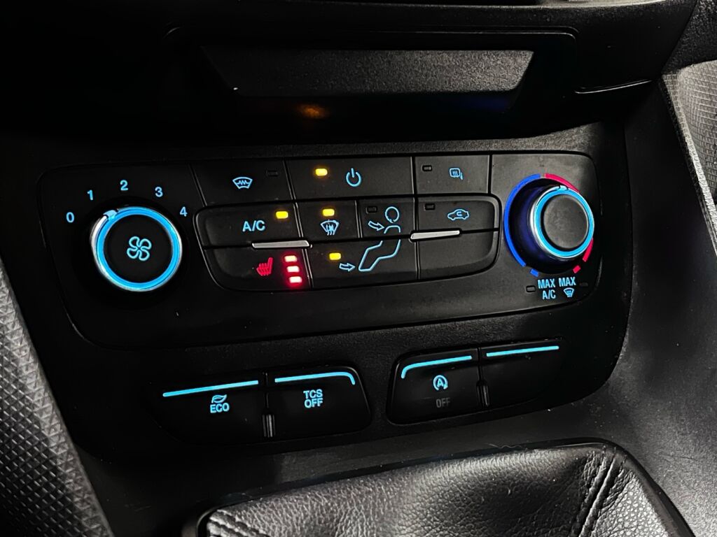 Ford Transit Connect 2019 Valkoinen