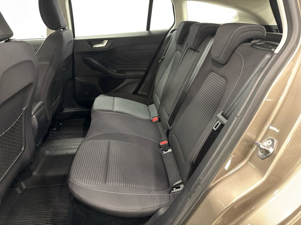 Ford Focus 2019 Harmaa