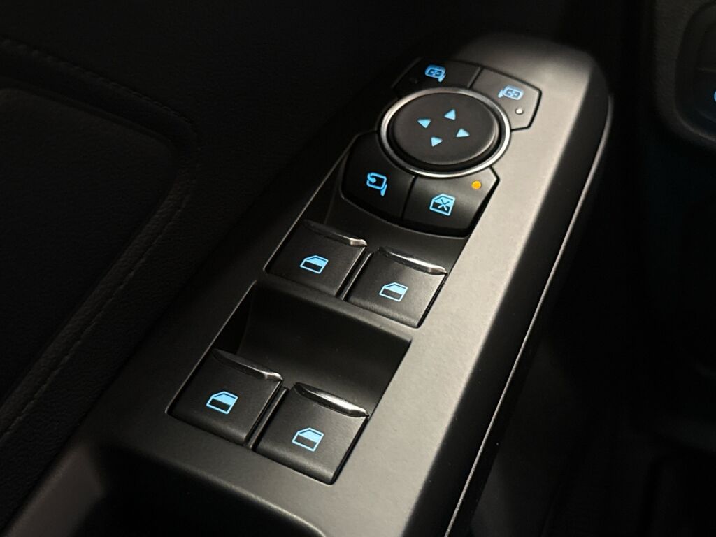 Ford Focus 2019 Harmaa