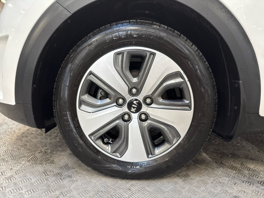 Kia Niro plug-in 2019 Valkoinen