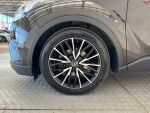 Toyota C-HR 2019 Ruskea (beige)