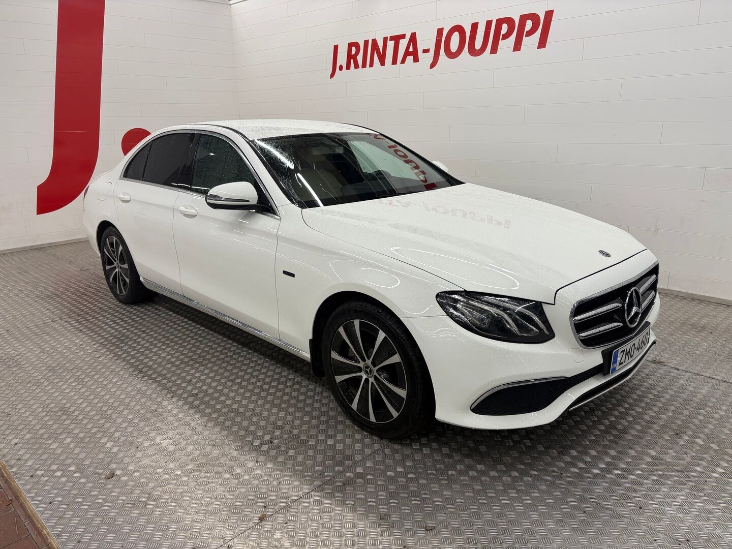 Mercedes-Benz E